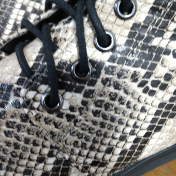 Buckle Mia Miki Snake Print Combat Boot - Women's Shoes in Snake Size 7-1/2 - Picture 4 of 6